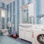 Daisy- Excellent Location Close To Rab Palit