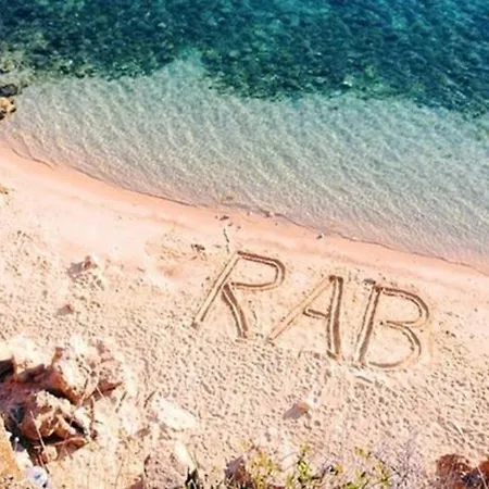 Daisy- Excellent Location Close To Rab *