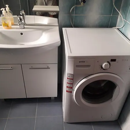 Daisy- Excellent Location Close To Rab Apartamento