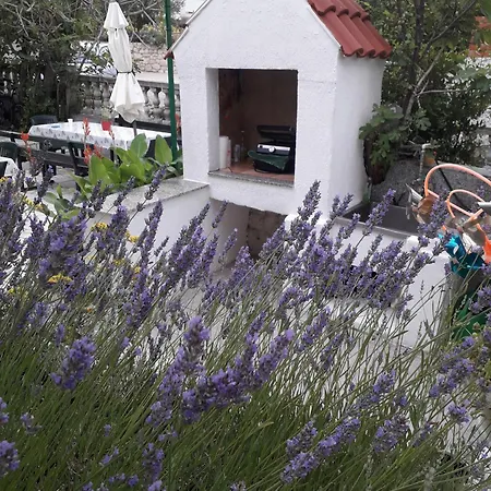 Daisy Mit Pool,parking,terrassen , Garten, Grill