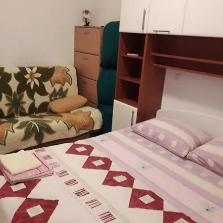 Appartement Daisy- Excellent Location Close To Rab